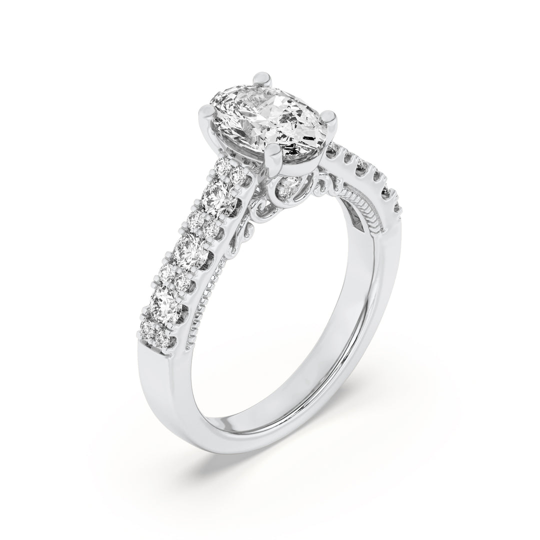 Carved Vintage Filigree Band — Women&