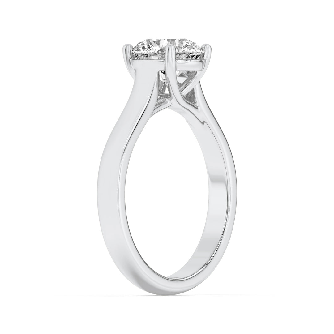 Cathedral Round Solitaire — alt