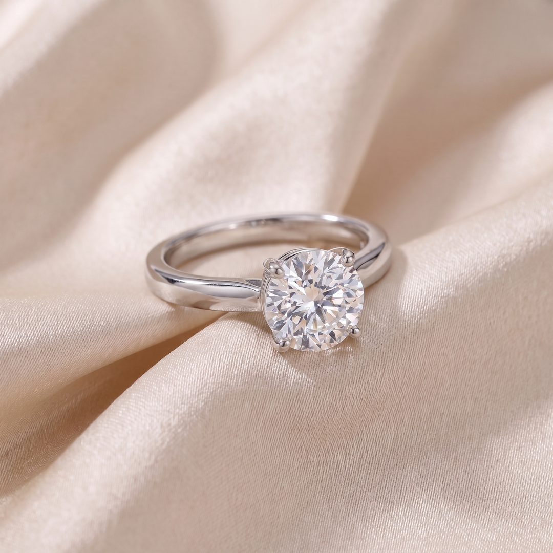 Cathedral Round Solitaire