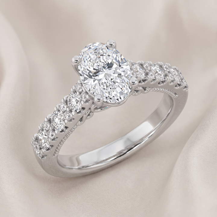 Carved Vintage Filigree Band — Women&