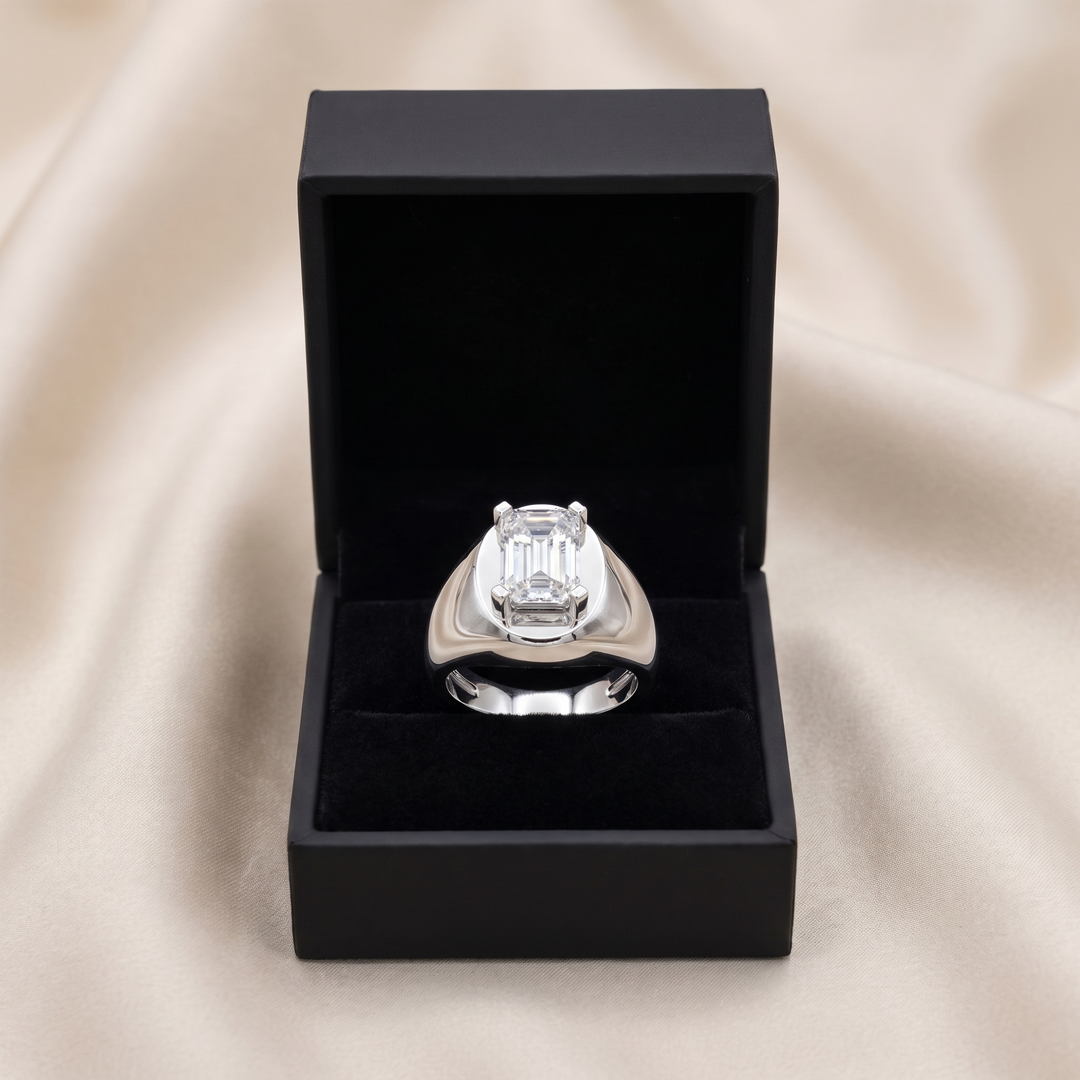 Nature-Inspired Oval Side Stone